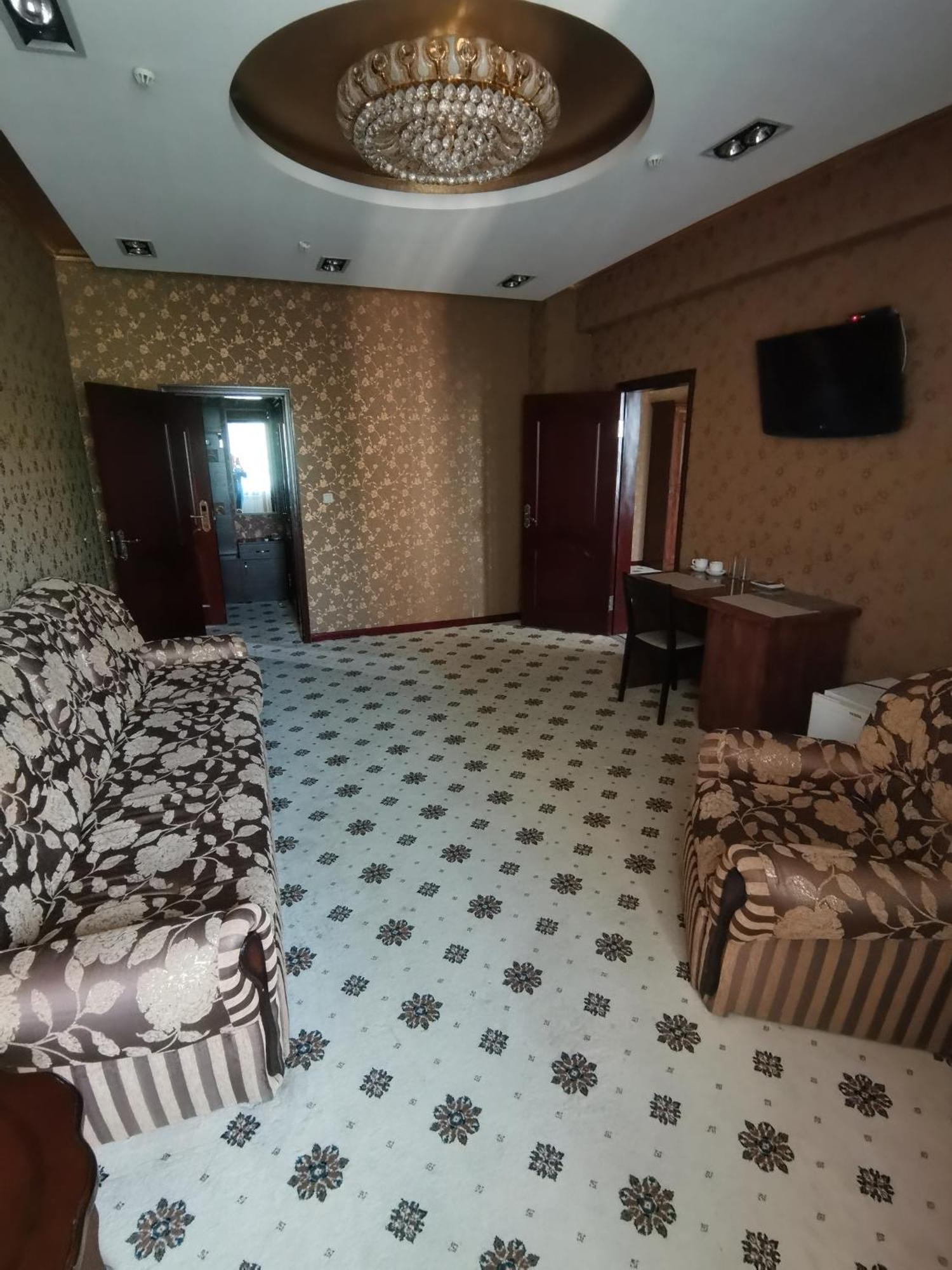 Altyn Adam Hotel Petropavlovsk Exteriér fotografie